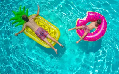 Choosing the Right Pool Heating Option for You
